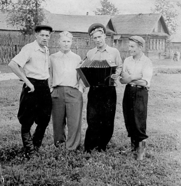 Фотографии из прошлого нашей страны – 144