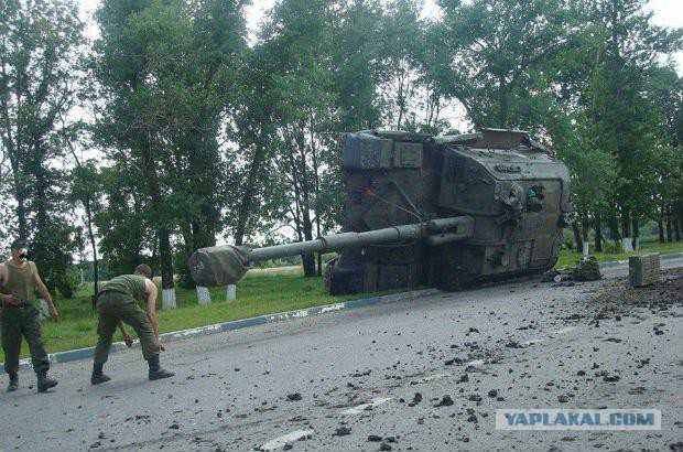 Енакиево: колонна ополченцев идёт на помощь Донецк