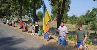 В Москве противница спецоперации подожгла автомобиль высокопоставленного чиновника Минобороны РФ