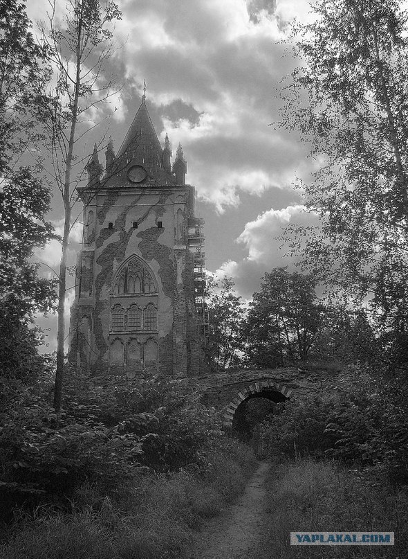 И целого мира мало!