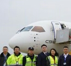 Первый китайский пассажирский самолёт C919 прилетел в международный аэропорт Хайкоу Мэйлань