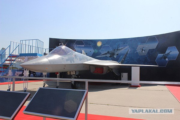 Су-57 показал высший пилотаж на выставке "AirShow China 2024"