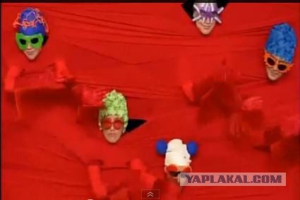 Маразм крепчал...