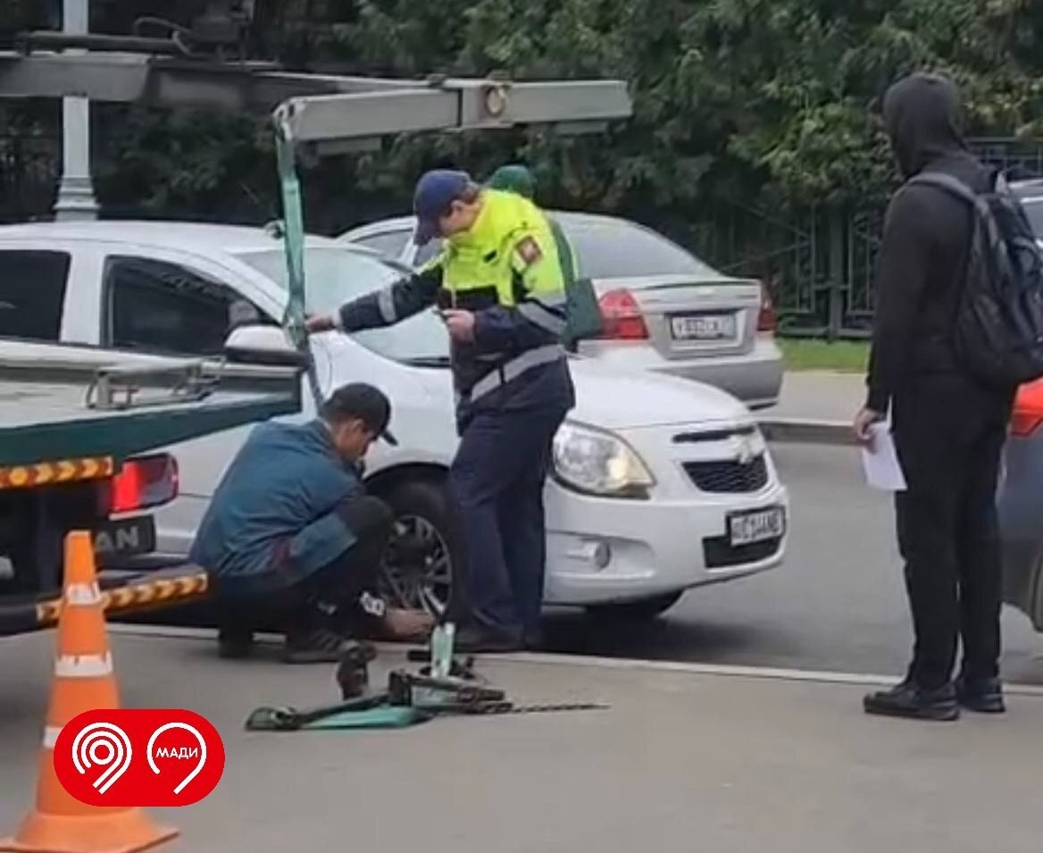 Водители напали на инспектора МАДИ. Теперь им грозит до 10 лет лишения свободы