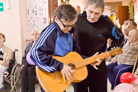 Новый год в Доме престарелых