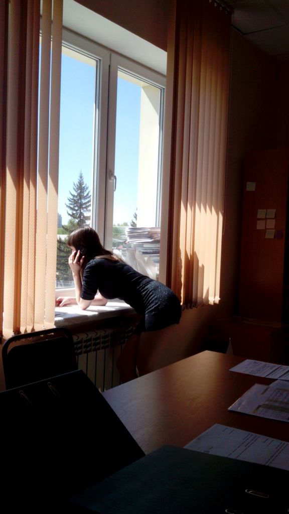 А давайте по фотке, кто как сейчас работает