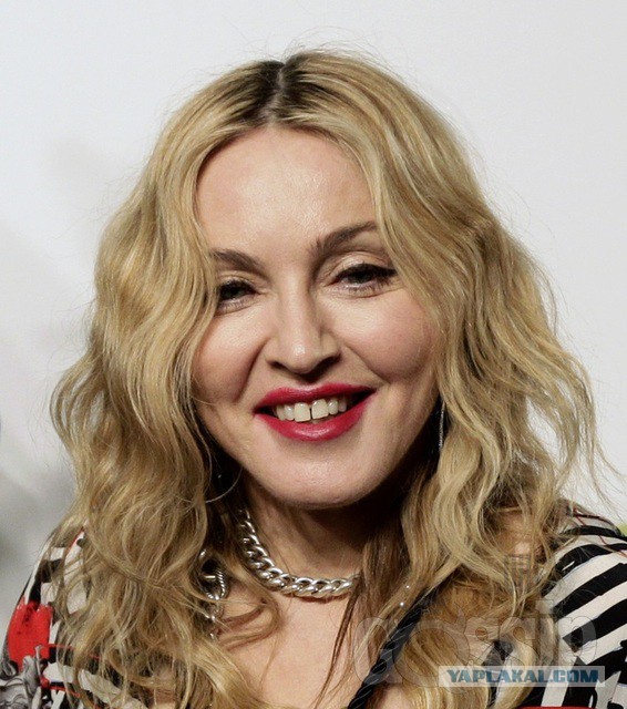 Развидеть это! Срочно! 60-летняя Мадонна показала откровенное фото в белье. (99+)!