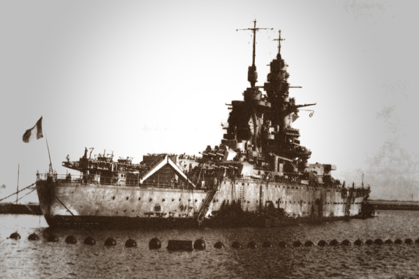 Операция «Катапульта»: Как британцы добивали французский флот в 1940-м году.