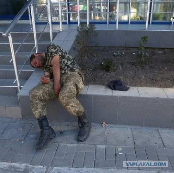 Зеленский призвал граждан в Донбассе, считающих себя русскими, уезжать в Россию