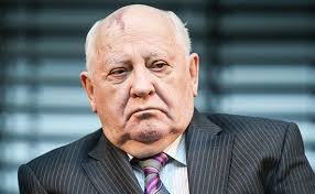 Горбачев призвал Россию прогнуться под Запад «пока не поздно»