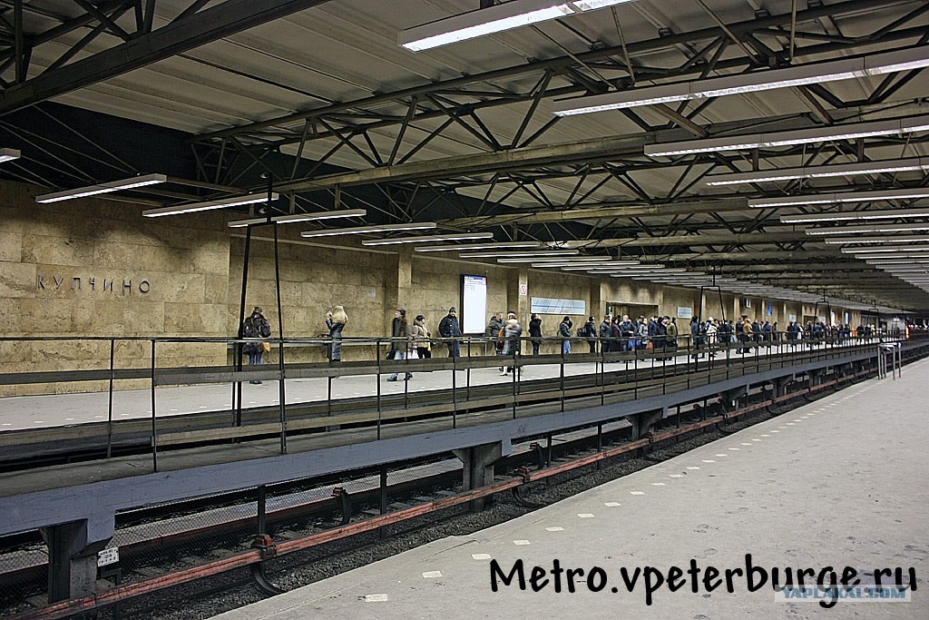 чем поразили иностранцев фотографии пустых станций метро. Смотреть фото чем поразили иностранцев фотографии пустых станций метро. Смотреть картинку чем поразили иностранцев фотографии пустых станций метро. Картинка про чем поразили иностранцев фотографии пустых станций метро. Фото чем поразили иностранцев фотографии пустых станций метро