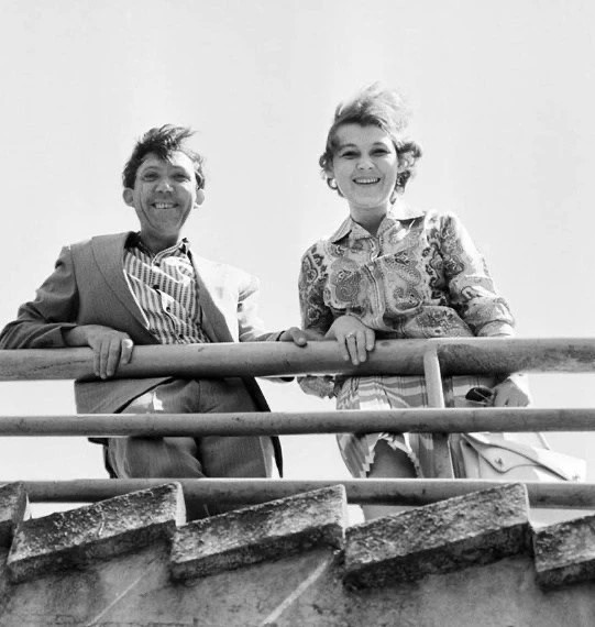 Фотохроника "загнивающего совка". Часть 12