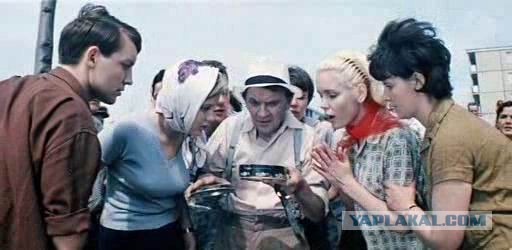 Искательница кладов нашла ценное украшение на свежевспаханном поле