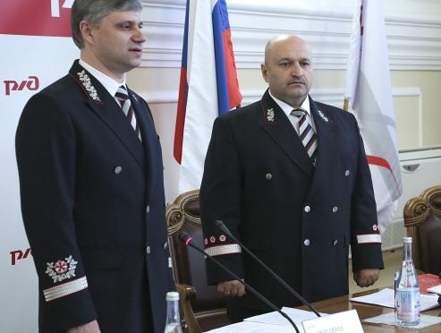 РЖД и ФПК о#ренели в край. Белозёров и Пястолов не могут управлять?