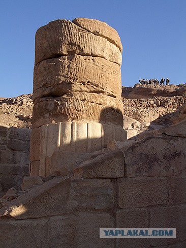 Иордания. Петра. Эль-Хазне. Новодел после приличного потопа