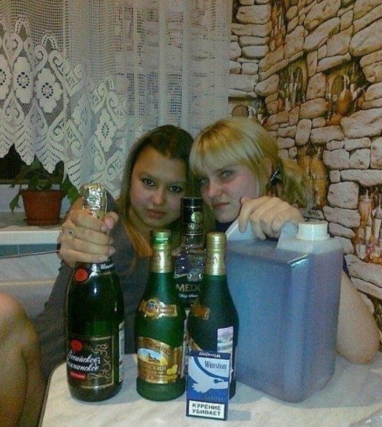 Давай я тебя ещё вот в этой позе сфоткаю