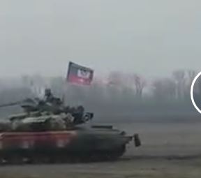 Несколько танков ЛДНР движутся по направлению к Мариуполю