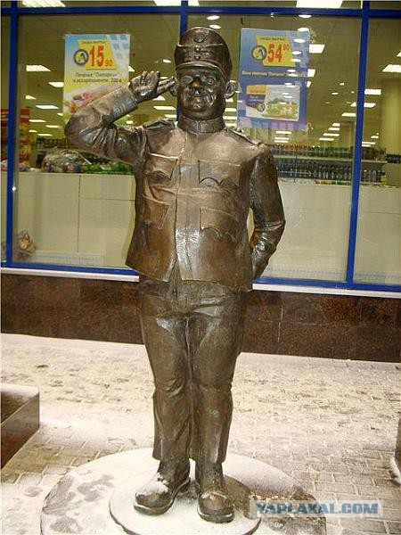 Необычные статуи мира