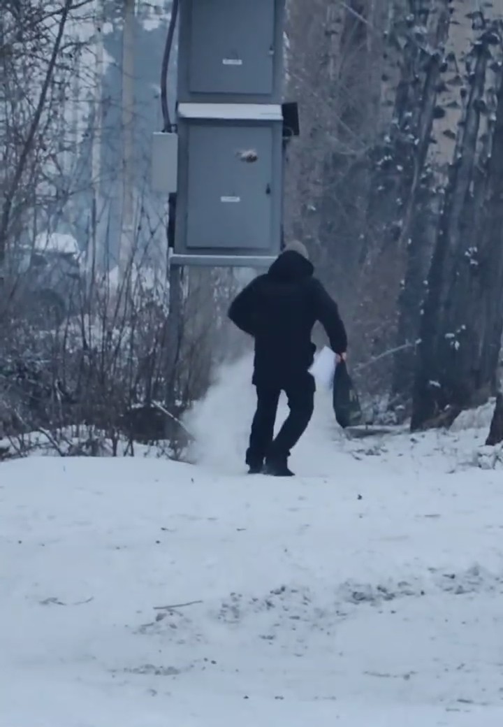 Короткометражное кино в стиле боевик)