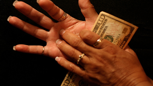 25 самых популярных суеверий со всего света