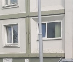 Сахалинец нащупал лазейку в законе и зацементировал кусочек газона под личную парковку