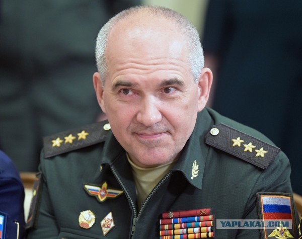 Россия сменила командующего