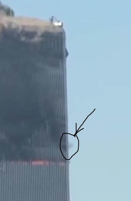 Появилось новое видео с терактов 11 сентября 2001 года, на котором подробно запечатлены обрушения двух башен Всемирного торгового центра