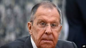 Трамп продлил на год санкции против России
