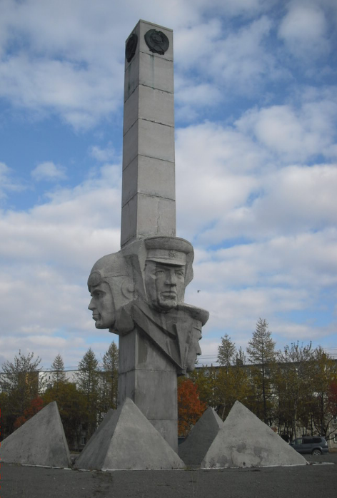 Памятники, которые иначе воспринимаются народом