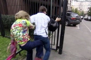 Божена Рынска заявила, что детские площадки надо заливать зарином