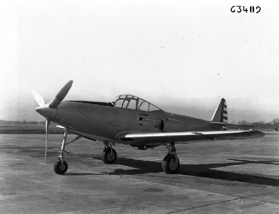 Р-39 Аэрокбра. Американская любимица сталинских соколов. История создания и основные модификации.
