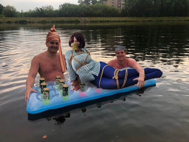 Фотожаба "Чуваки на отдыхе"