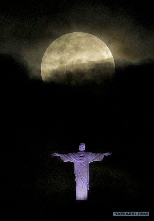 Всем кто наблюдал грозу вместо "СУПЕРЛУНИЯ")))