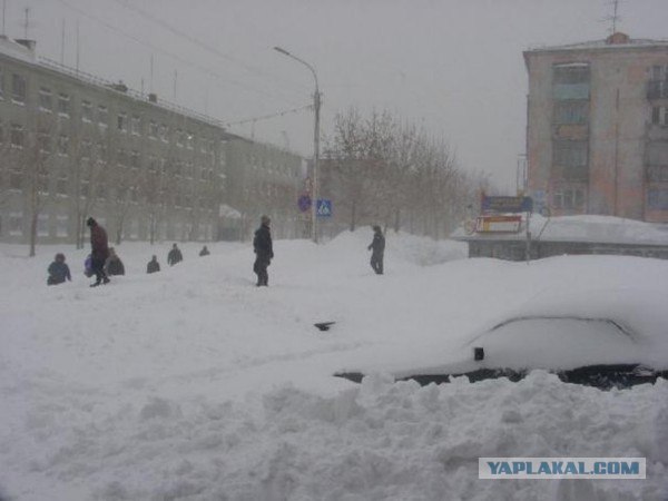Снегопад в Норильске