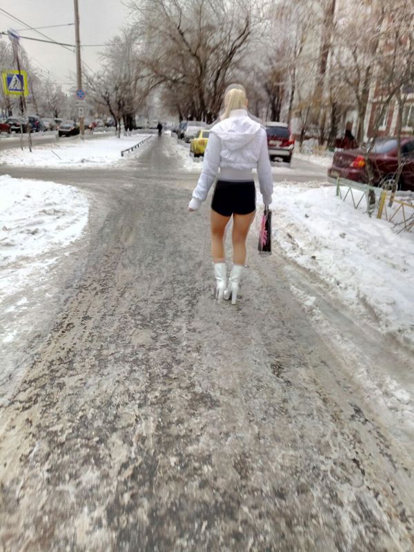 Ужасы и приколы из соцсетей 18+