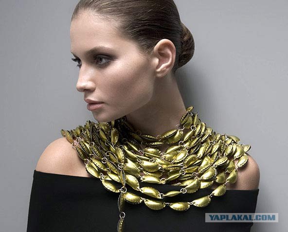 Антикризисные украшения