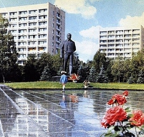 Почему вдова Гагарина почти 50 лет молчит о муже?