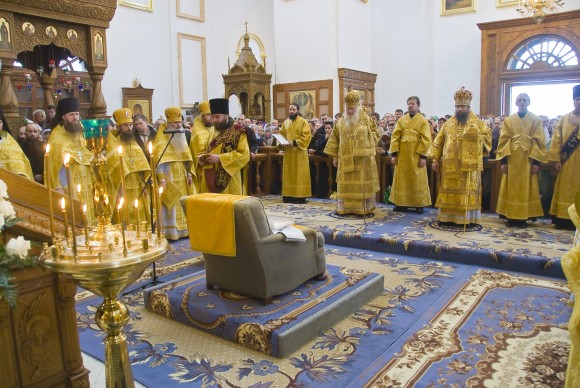 Суд оставил Гундяеву пыльную мебель