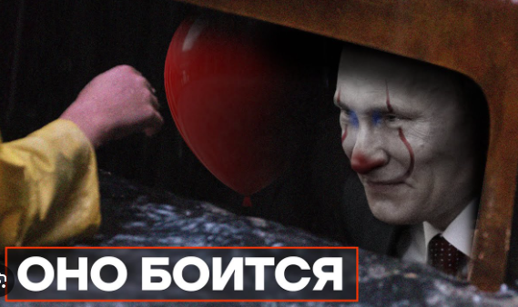 Десятки военных высадились у моста через Оку в районе Серпухова.