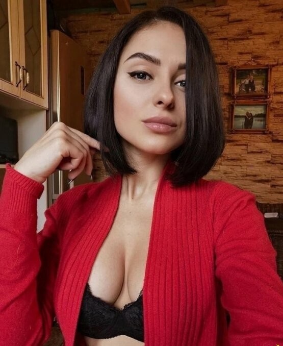 Зрелые женщины и в одежде сексуальны