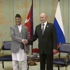 Протестующие в Непале поймали министра финансов