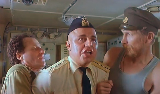 Адмирал о дымящем Кузнецове: "И что здесь странного ?"