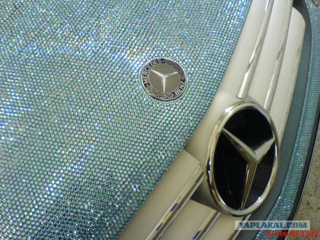 кристальный Mercedes