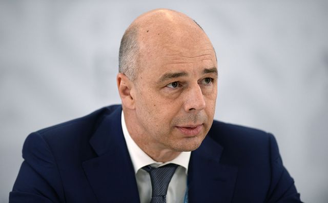 Министр финансов — о том, как прожить на МРОТ: зарплаты россиян в разы выше