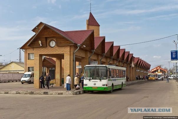Автостанция в маленьком российском городке