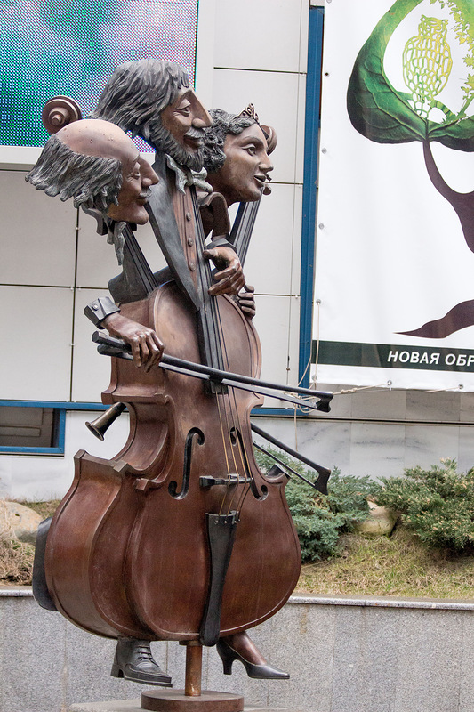 Необычные статуи мира