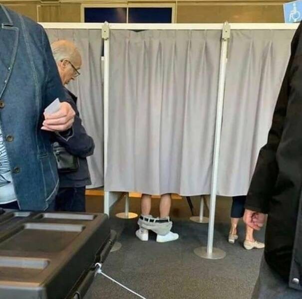 Подборка фотографий из серии "Что здесь происходит?!"