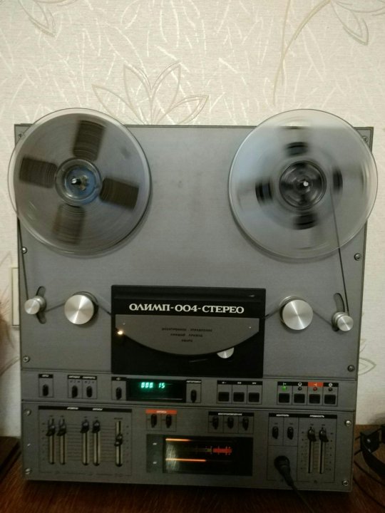 AKAI 77