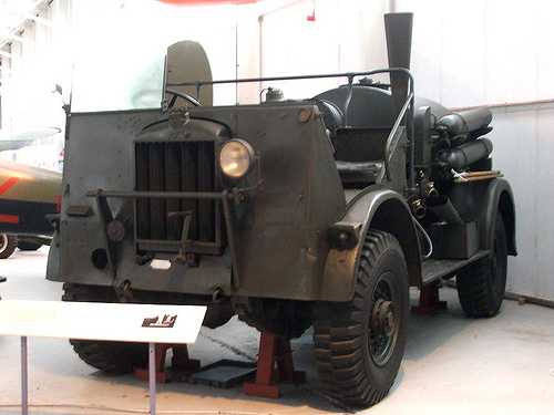 Игра на ЯПе: Угадай АВТО-7