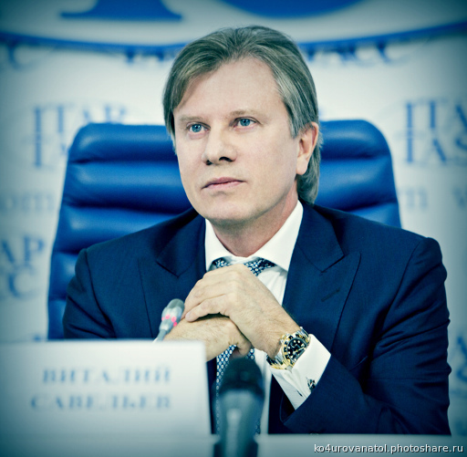 Пассажир устроил истерику из-за "индейки по-армянски" на рейсе в Азербайджан